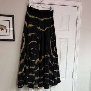 Solitaire Black and cream Tie-Dye Maxi Skirt